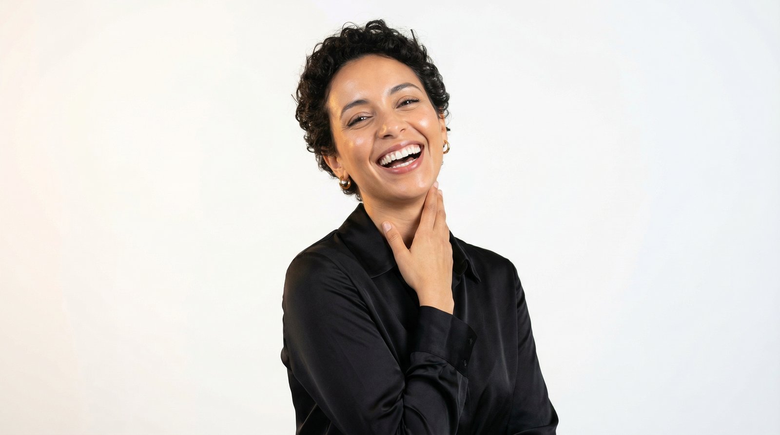 Patiente souriante au Clinique Dentaire Les Tulipes, Casablanca